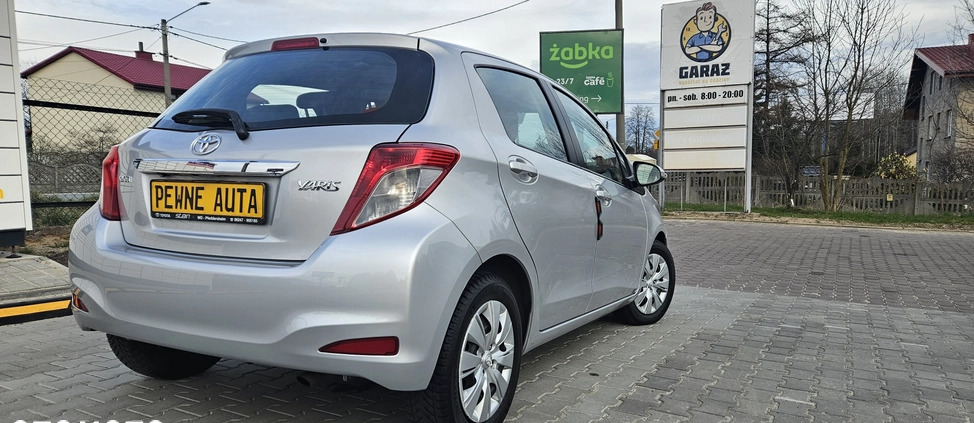 Toyota Yaris cena 34900 przebieg: 54840, rok produkcji 2012 z Poręba małe 191